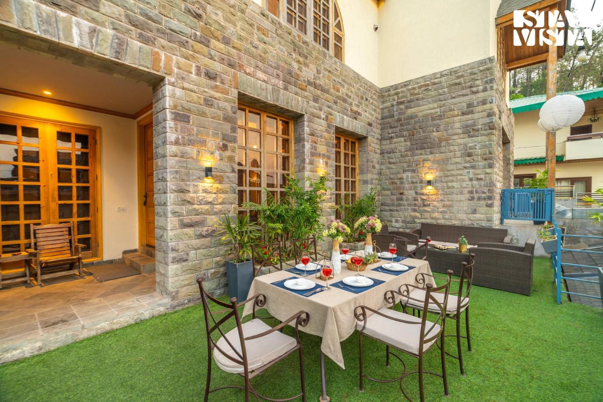 Stayvista At Sylvana Villas With Lawn, Bbq And Jacuzzi Kasauli Exterior foto