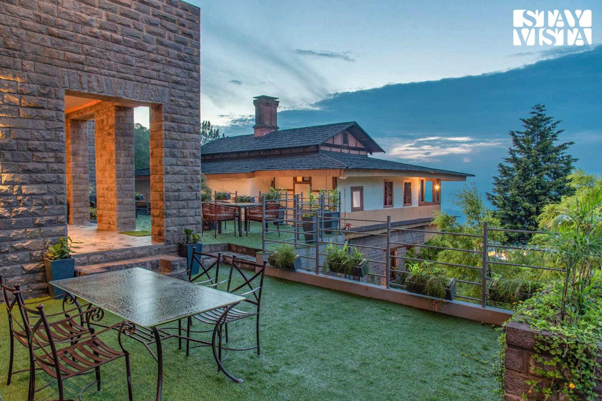Stayvista At Sylvana Villas With Lawn, Bbq And Jacuzzi Kasauli Exterior foto