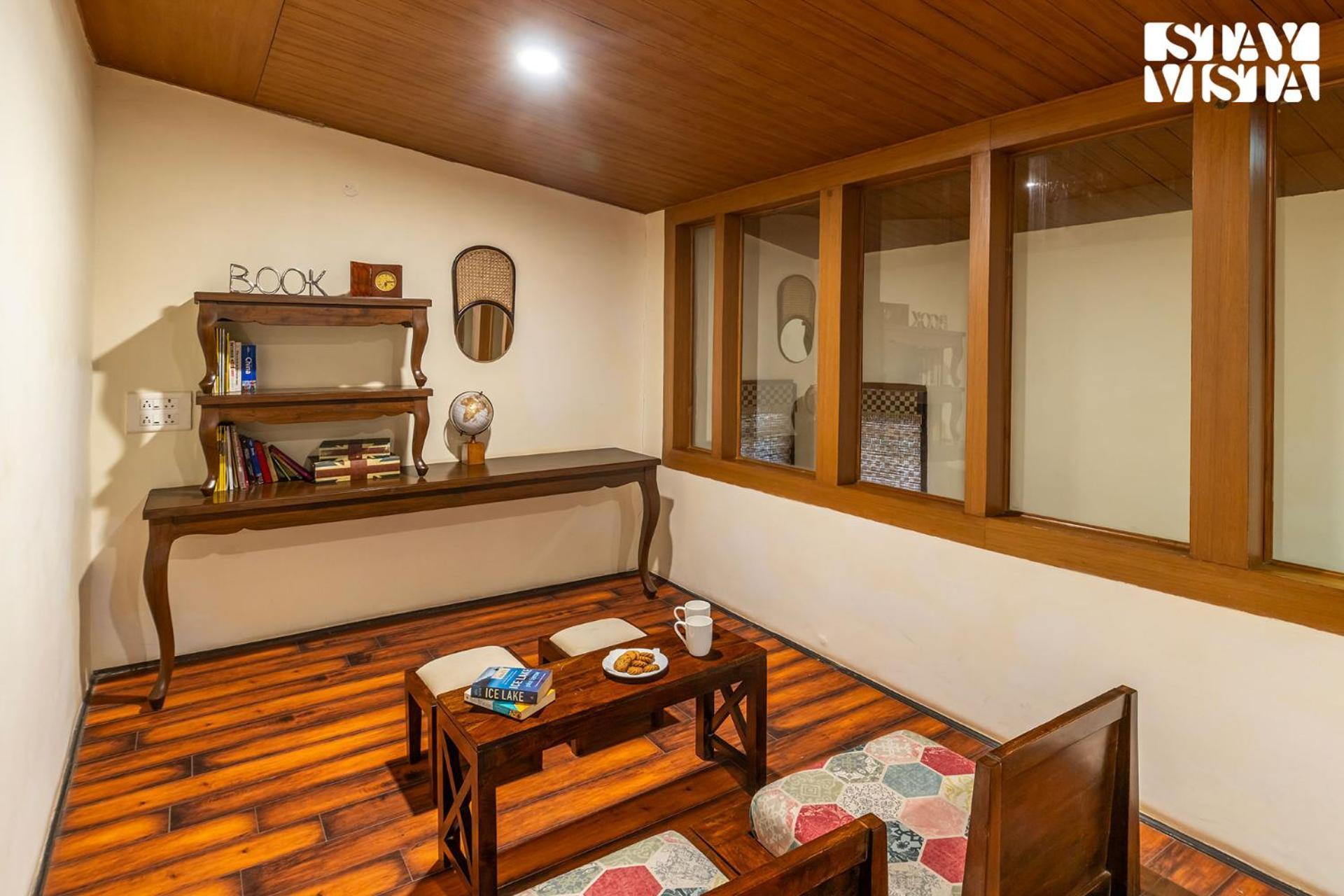 Stayvista At Sylvana Villas With Lawn, Bbq And Jacuzzi Kasauli Exterior foto
